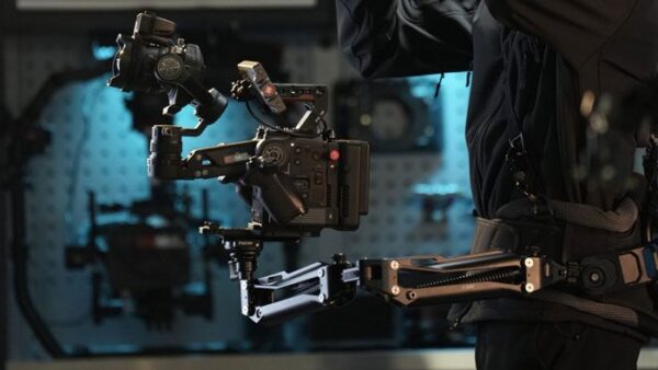 gss-t02_c.jpg Tilta Float Handheld Gimbal Support System